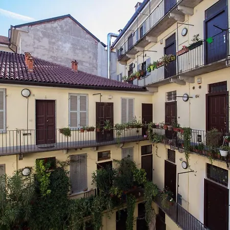 Apartment Charming Loft On The Navigli